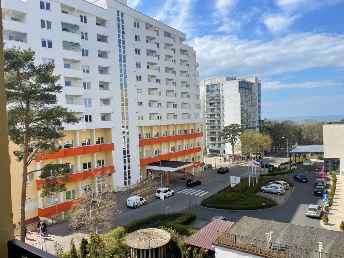 Wolin-Travel Apartament Dom Przy Parku Miedzyzdroje Dış mekan fotoğraf