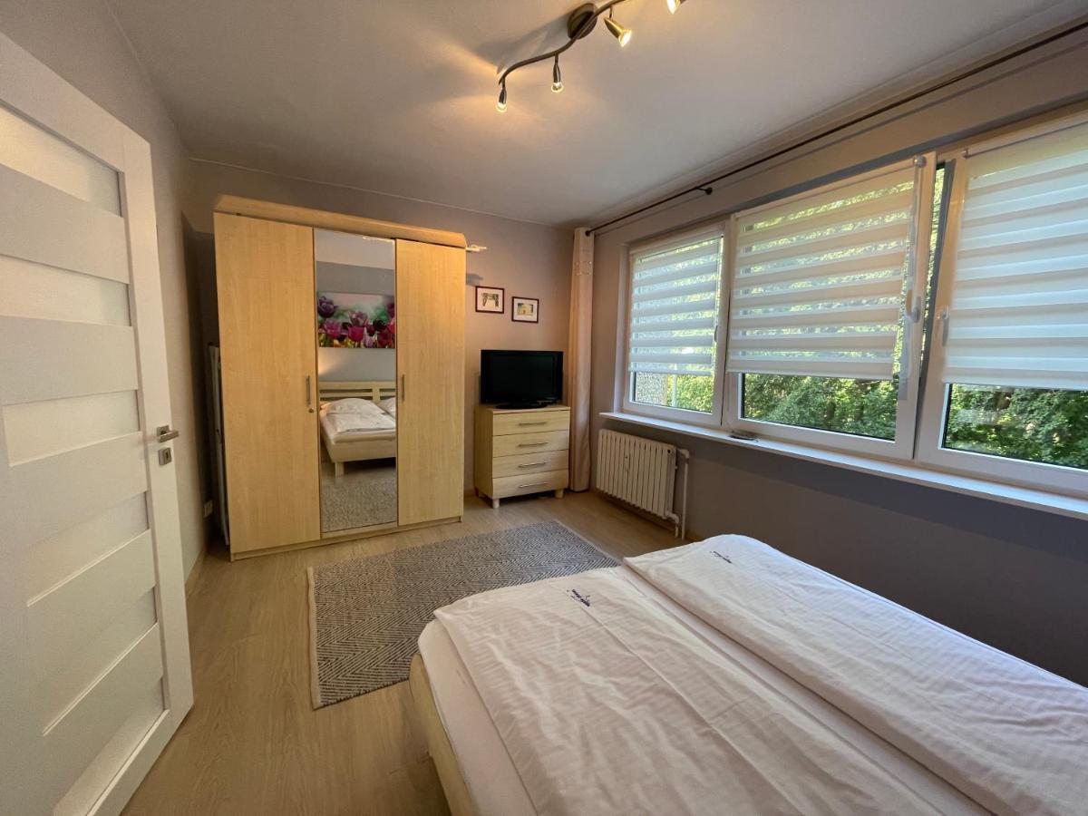 Wolin-Travel Apartament Dom Przy Parku Miedzyzdroje Dış mekan fotoğraf