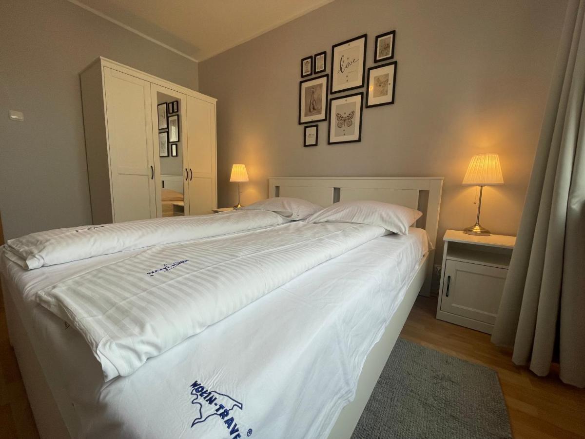 Wolin-Travel Apartament Dom Przy Parku Miedzyzdroje Dış mekan fotoğraf