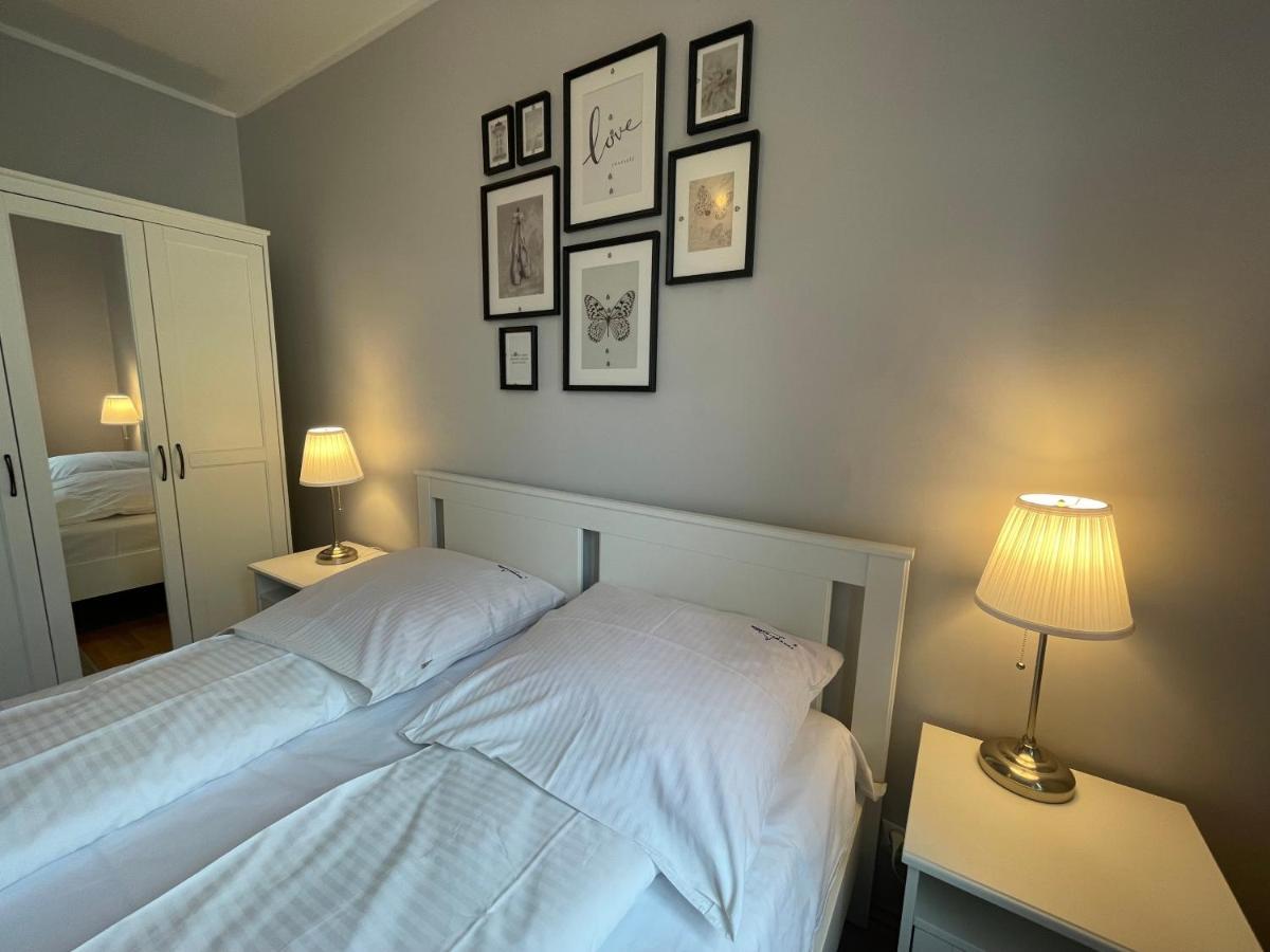 Wolin-Travel Apartament Dom Przy Parku Miedzyzdroje Dış mekan fotoğraf