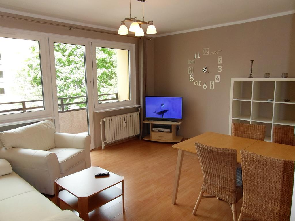 Wolin-Travel Apartament Dom Przy Parku Miedzyzdroje Dış mekan fotoğraf