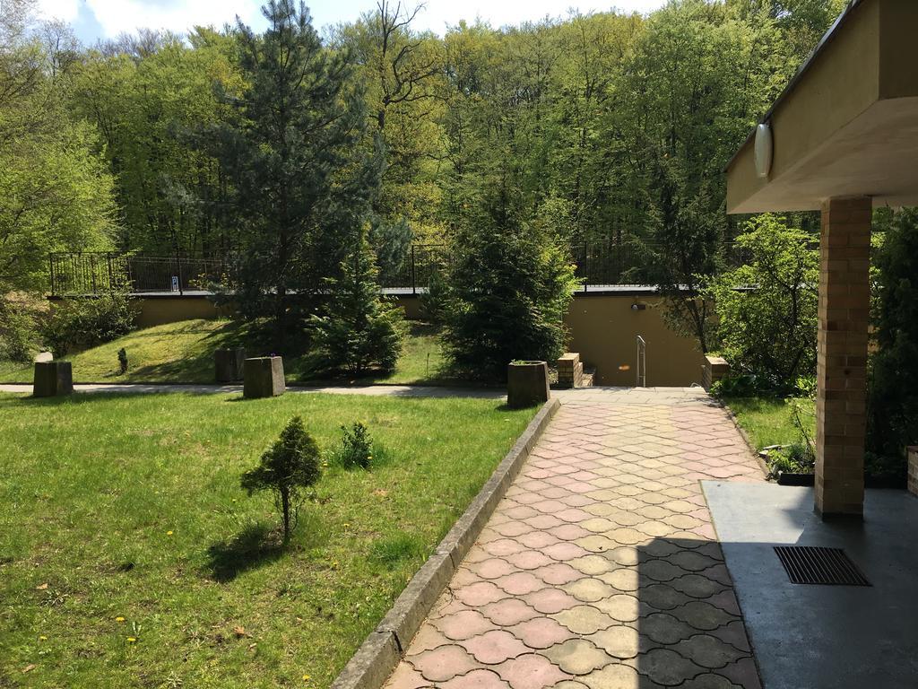 Wolin-Travel Apartament Dom Przy Parku Miedzyzdroje Dış mekan fotoğraf