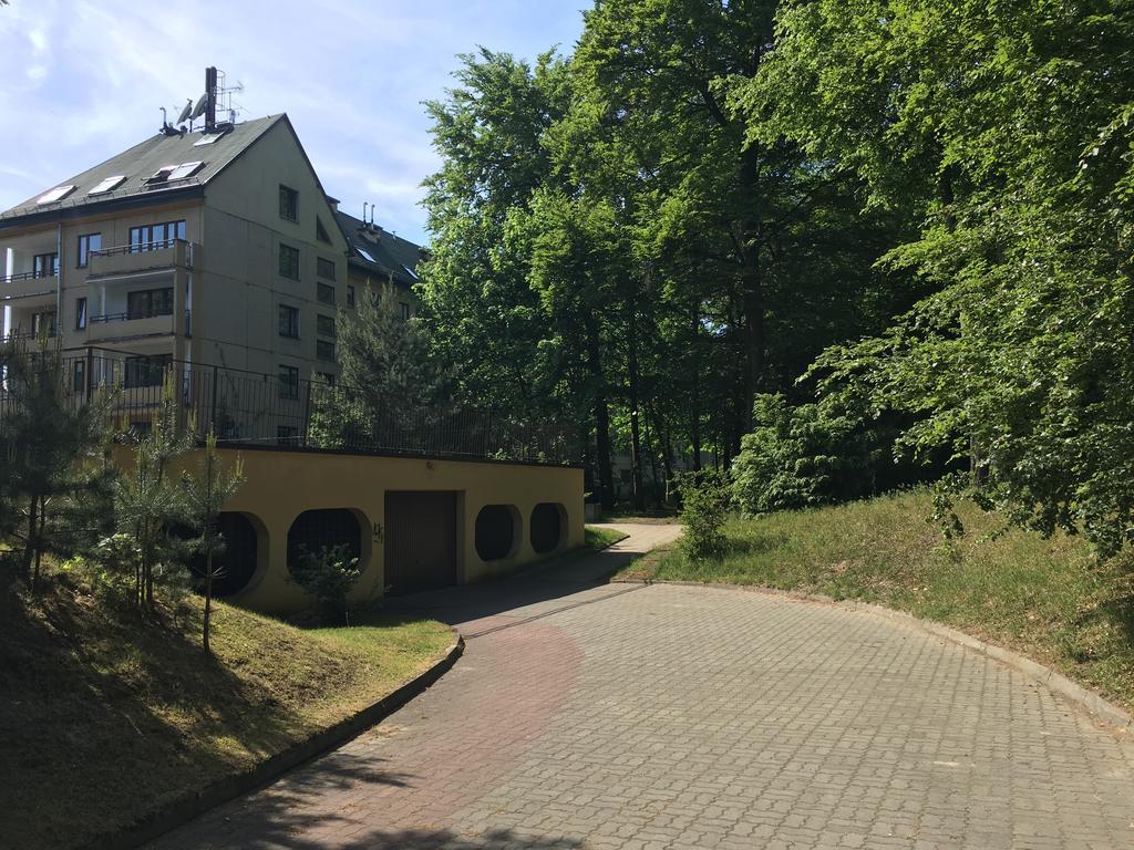 Wolin-Travel Apartament Dom Przy Parku Miedzyzdroje Dış mekan fotoğraf